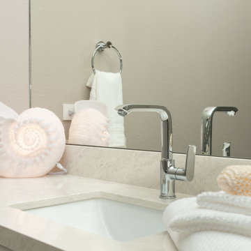 Elegant  Contemporary Bathrooms