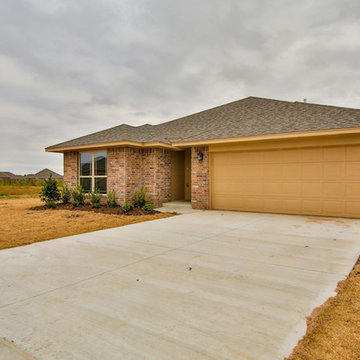 8121 Waters Edge Way