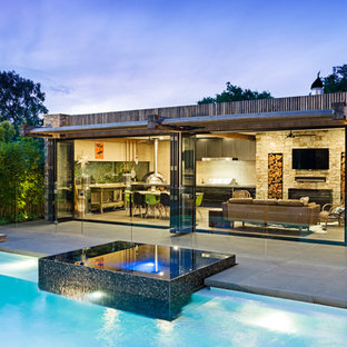 メルボルンのコンテンポラリースタイルのおしゃれなプールの写真