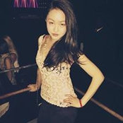 Aine Zees foto