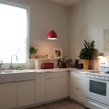 My Houzz: Southern Warmth Meets Dutch Minimalism in a Live-Work Cottage