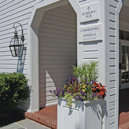 Resort Planters and Decorative Structures - Outdoor Pots And Planters