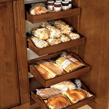 CLEVER STORAGE SOLUTIONS