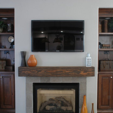 White Shaker Kitchen with Dark Island – Gilbert
