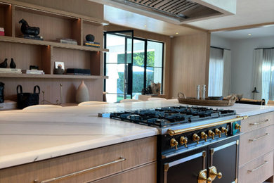 Inspiration for a kitchen remodel in Los Angeles