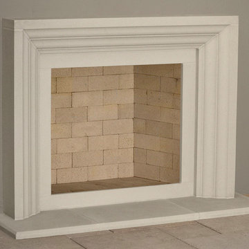 DeVinci Cast Stone-Buff- Ellie Mantel