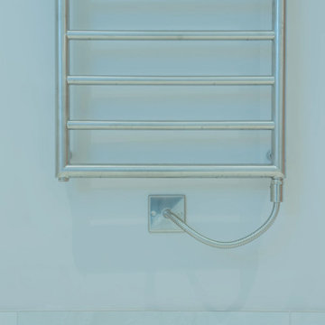 Premium Porcelain Ensuite Bathroom
