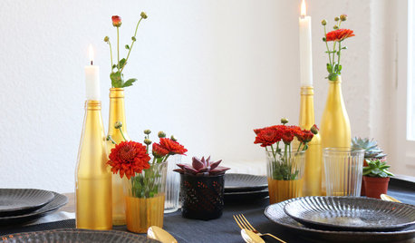 Easy DIY: Alte Glasflaschen lackieren, für günstige Tischdeko in Gold