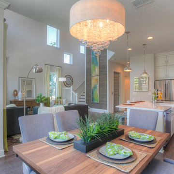 Model "Lite"Home Staging, Luxury Beachfront Condo