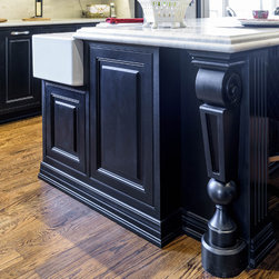Mouser Cabinetry - Kitchen Cabinetry