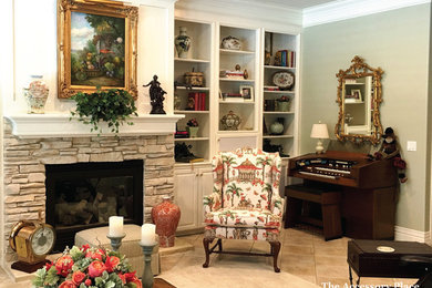 Houston Traditional Living Room: Jane Harrington - Designer