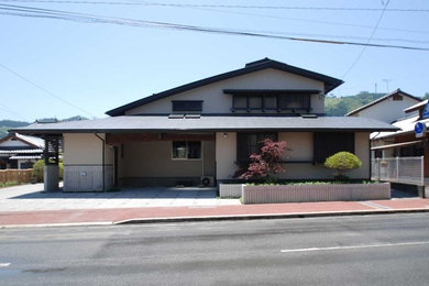 他の地域にある和風のおしゃれな住まいの写真