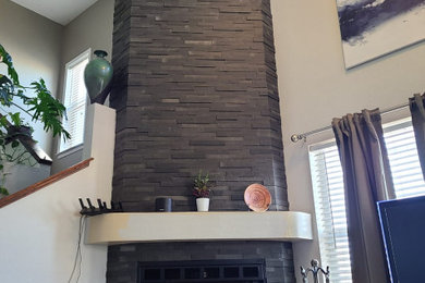 Example of a living room design in Other