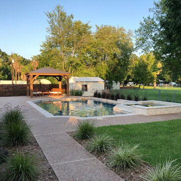 Peaceful Pool & Patio