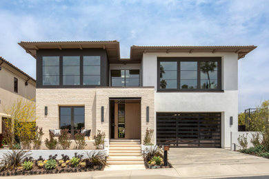 Inspiration for a contemporary exterior home remodel in Orange County