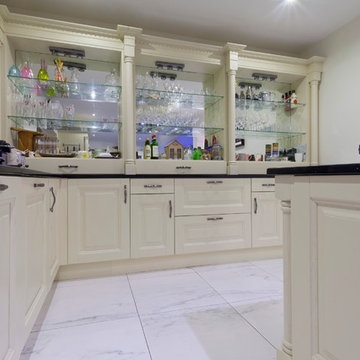 Raised panel Victorian framed kitchen