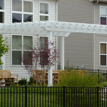 Pergolas, Arbors & Trellises