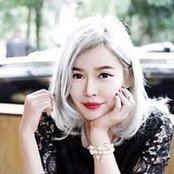 Stella Lee's photo