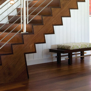 STAIRCASE GALLERY