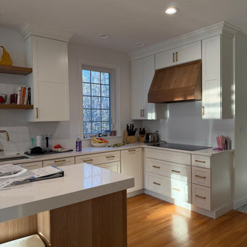 Modern Kitchen Remodeling with Custom Cabinets
