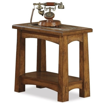 Beaumont Lane Traditional Hardwood Solids/Oak Veneer Chairside Table in Oak