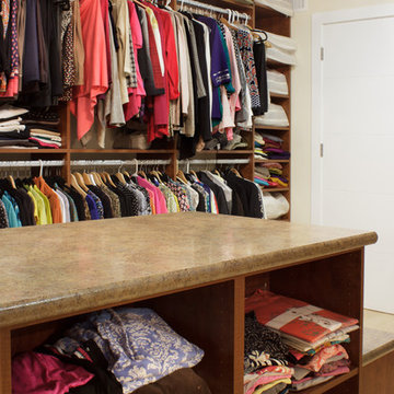 Sari and Bangle Bracelet Master Closet