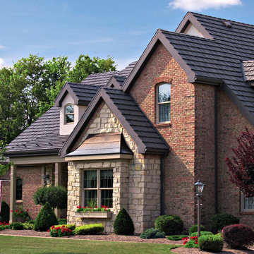 Metal Roofing - Classic Manor Shake in Mustang Brown