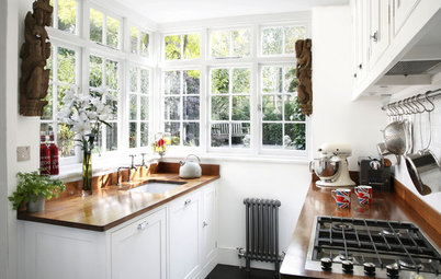 10 Surprising Things That Fit Into a Teeny Tiny Kitchen