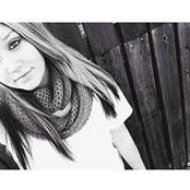 Emilie Glasper's photo