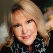 Debby Hartsock's photo