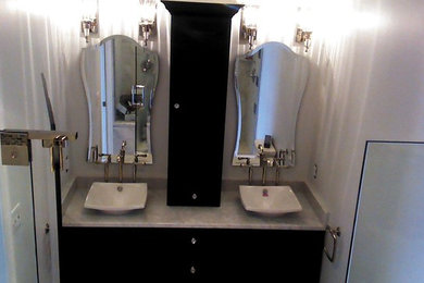 Inspiration for a modern home design remodel in Boston
