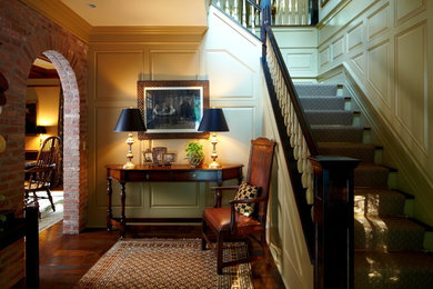Elegant staircase photo in New York