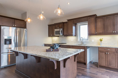 Elegant kitchen photo in Toronto