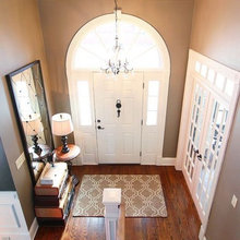 Foyer/Staircases