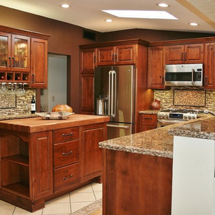 Interior Innovations, LLC Review]