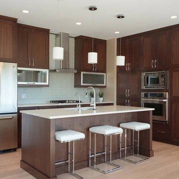 Transitional Kitchen in Husk