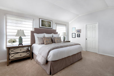 Bedroom - bedroom idea in Austin