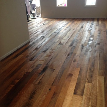 Reclaimed Mix-Species hardwood floor
