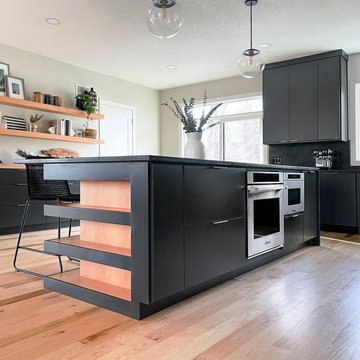 Modern New-Build Leawood Kitchen