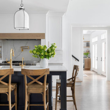 Beautiful Kitchen with Large Island