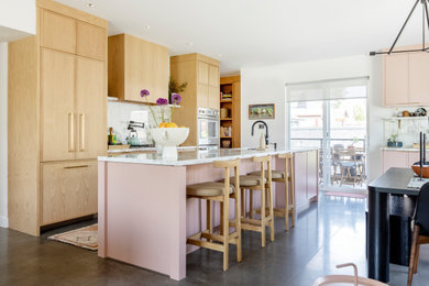 This is an example of an eclectic kitchen in Vancouver.