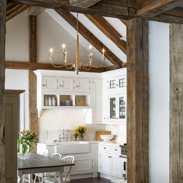 RUSTIC COTTAGE KITCHEN, OTTAWA - ASTRO DESIGN CENTRE
