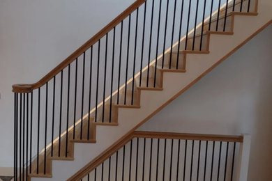 Inspiration for a medium sized modern staircase.