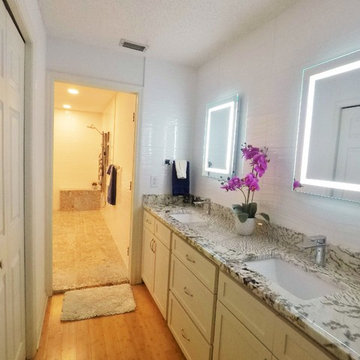 BARRIER-FREE MASTER BATHROOM