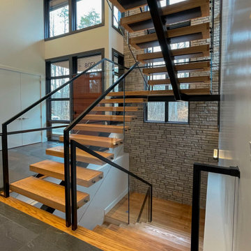 Project #98 | Modern Mono-beam Staircase with Glass Railing
