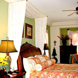 Custom Bedding and Accessories - Bedding