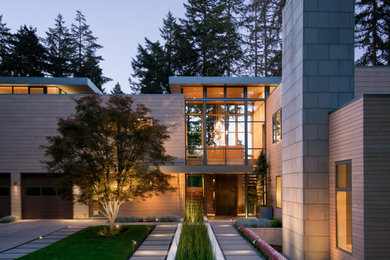 Minimalist home design photo in Portland