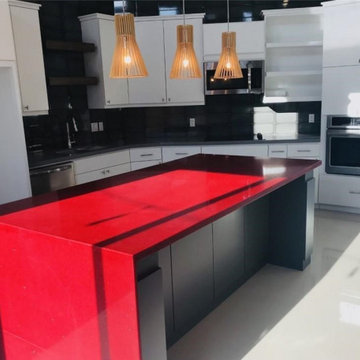 Grey House II (2019)