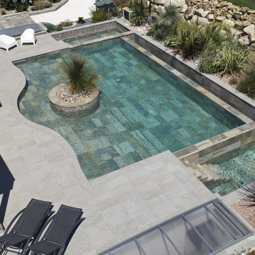 Saint-Aunès - Construction d'une piscine luxueuse