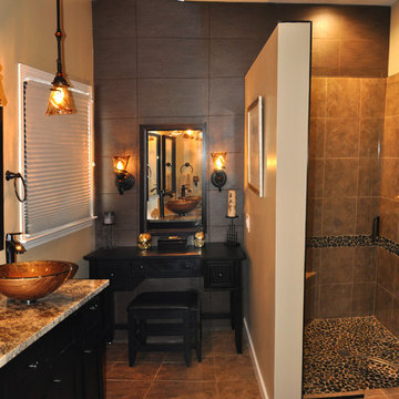 Micheal and Laura Karpovage Master Bathroom